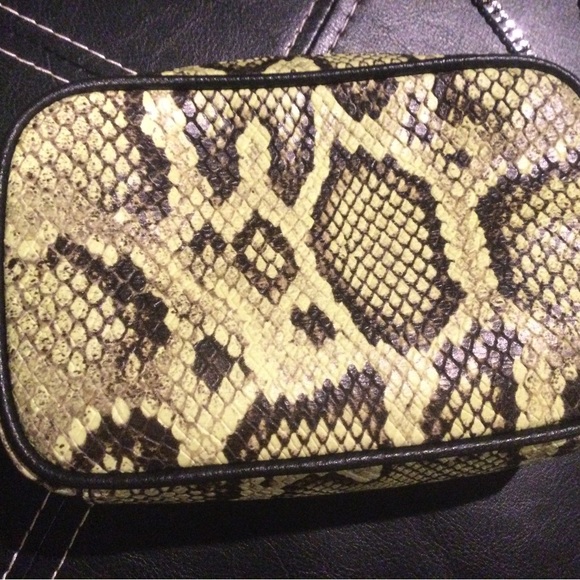 Golden Goose Snake Skin Crossbody Leather Bag - Picture 4 of 8